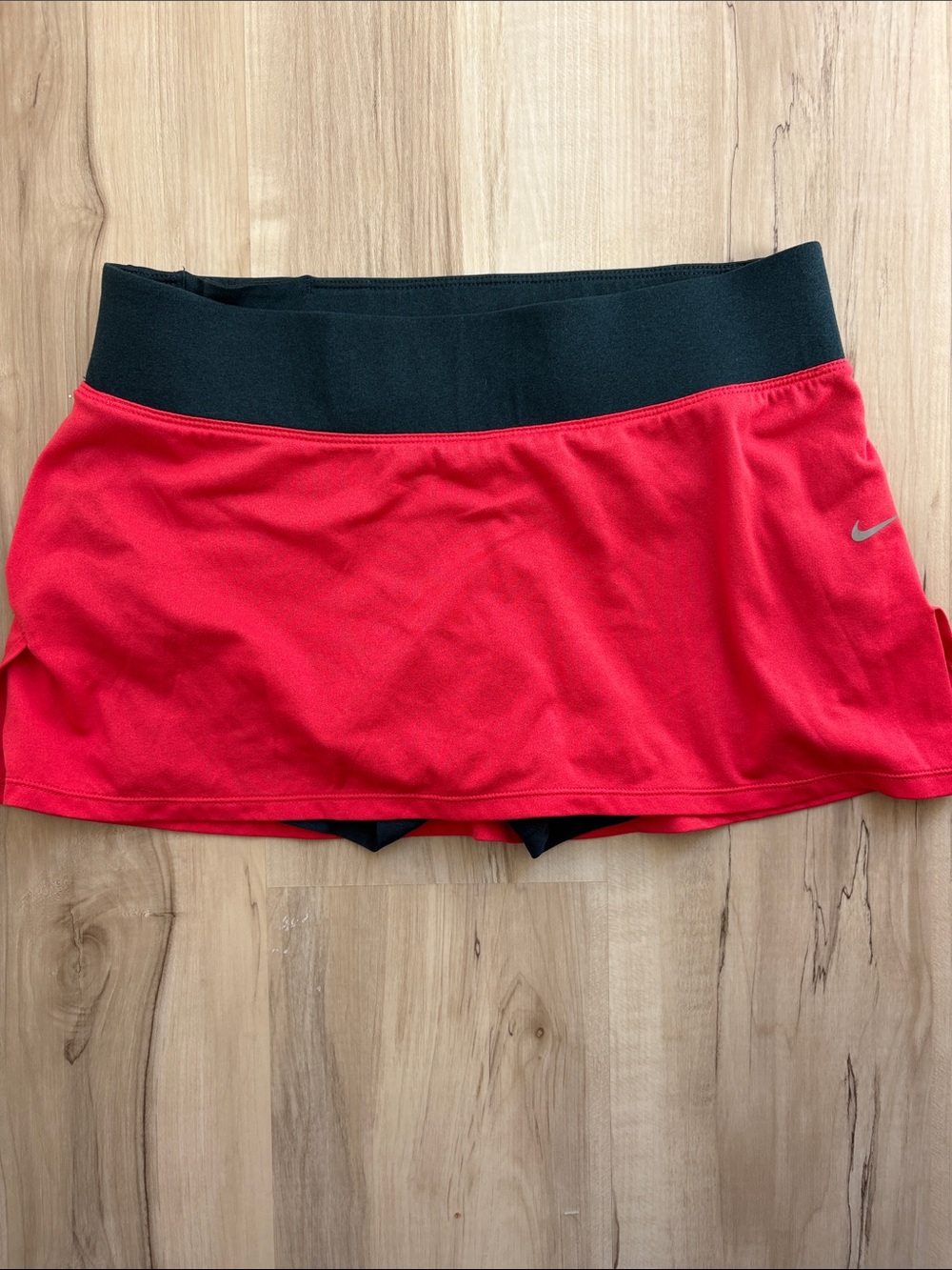 Nike pink/Red Tennis Skort with Black Waistband and Inner Shorts